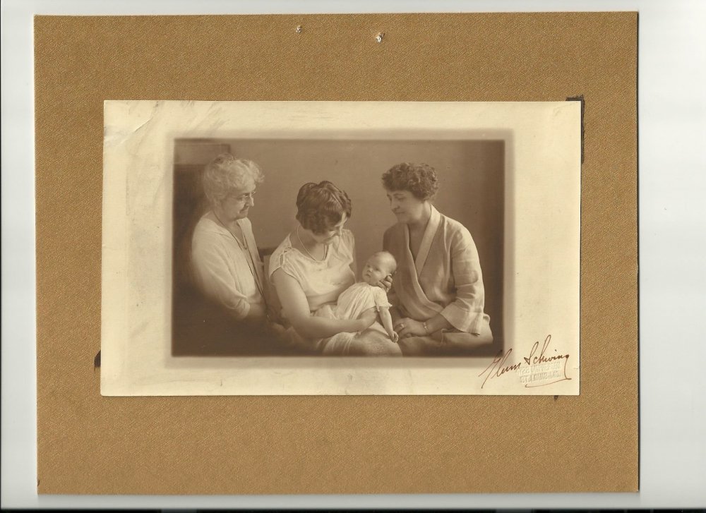 From left Effie Jane Johnson Alice Bolton Elizabet1.jpg