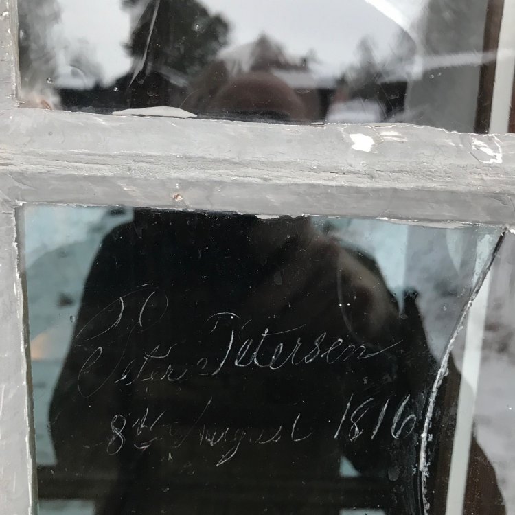 Petershagen glass.jpg